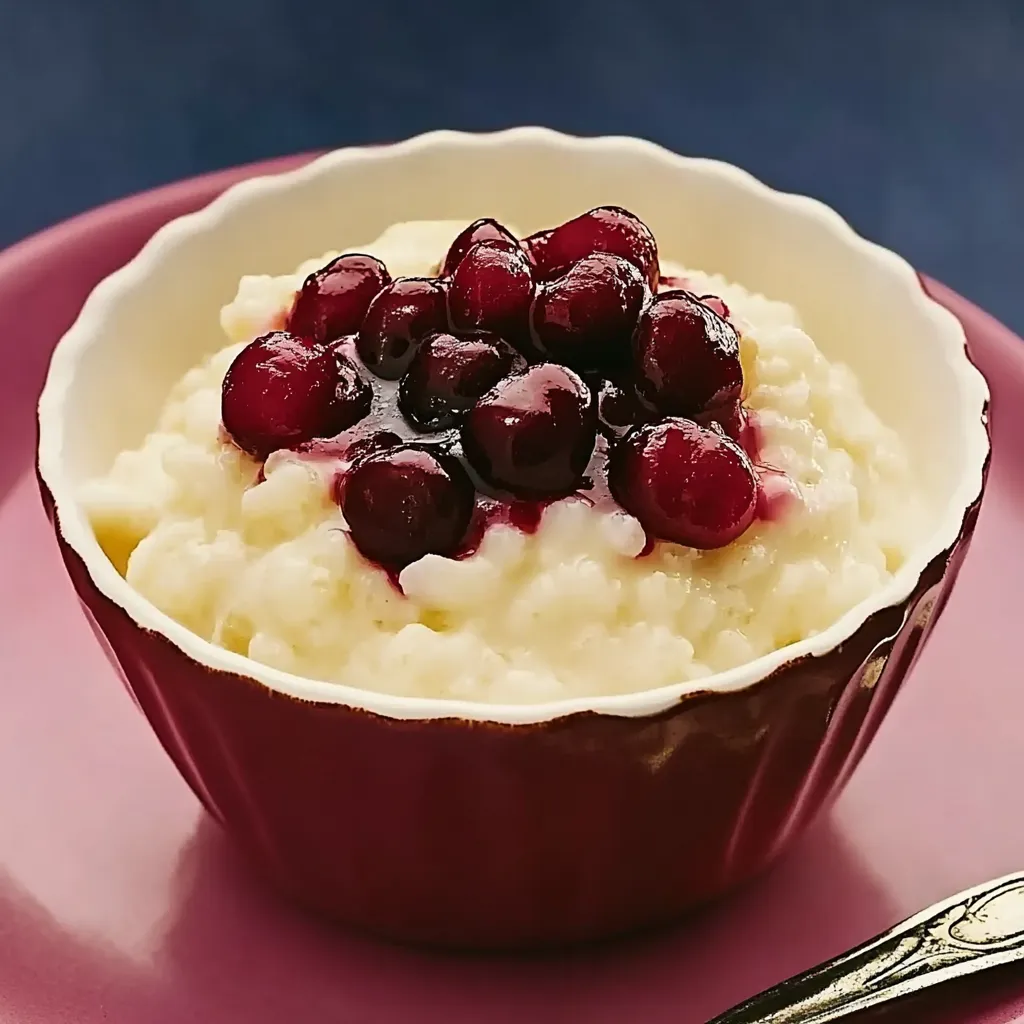Ein Glas mit Rice und Cranberries.